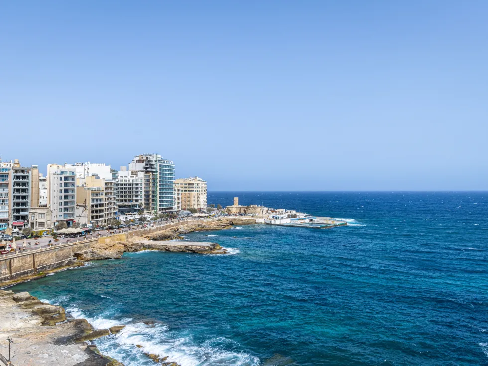3 bed Apartment For Rent in Sliema, Sliema - thumb 3
