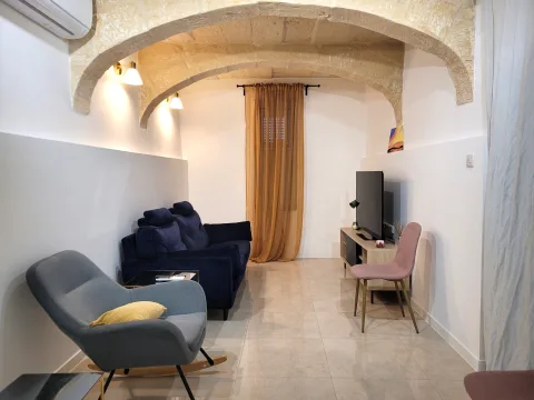 3 bed Town House For Rent in Naxxar, Naxxar - thumb 4