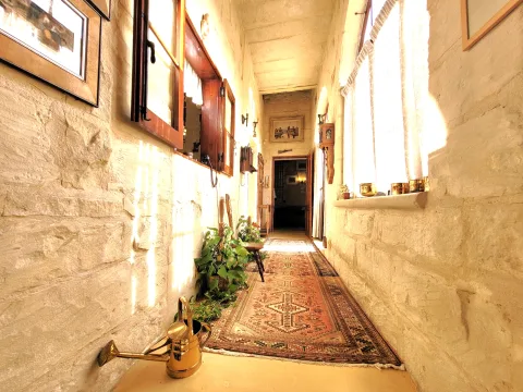 5 bed Farmhouse For Rent in Mosta, Mosta - thumb 12