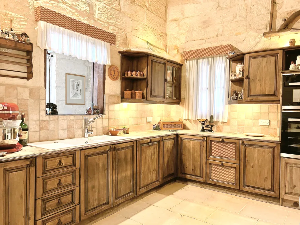 5 bed Farmhouse For Rent in Mosta, Mosta - thumb 19