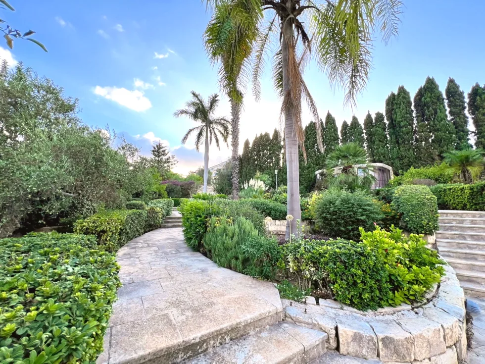 5 bed Farmhouse For Rent in Mosta, Mosta - thumb 7