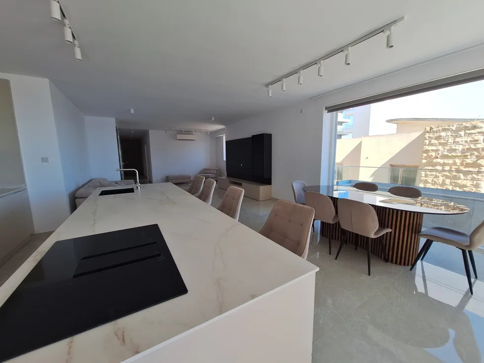 3 bed Apartment For Rent in St Paul's Bay, St Paul's Bay - thumb 5