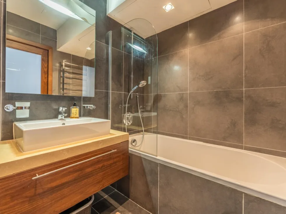 3 bed Apartment For Rent in Sliema, Sliema - thumb 16