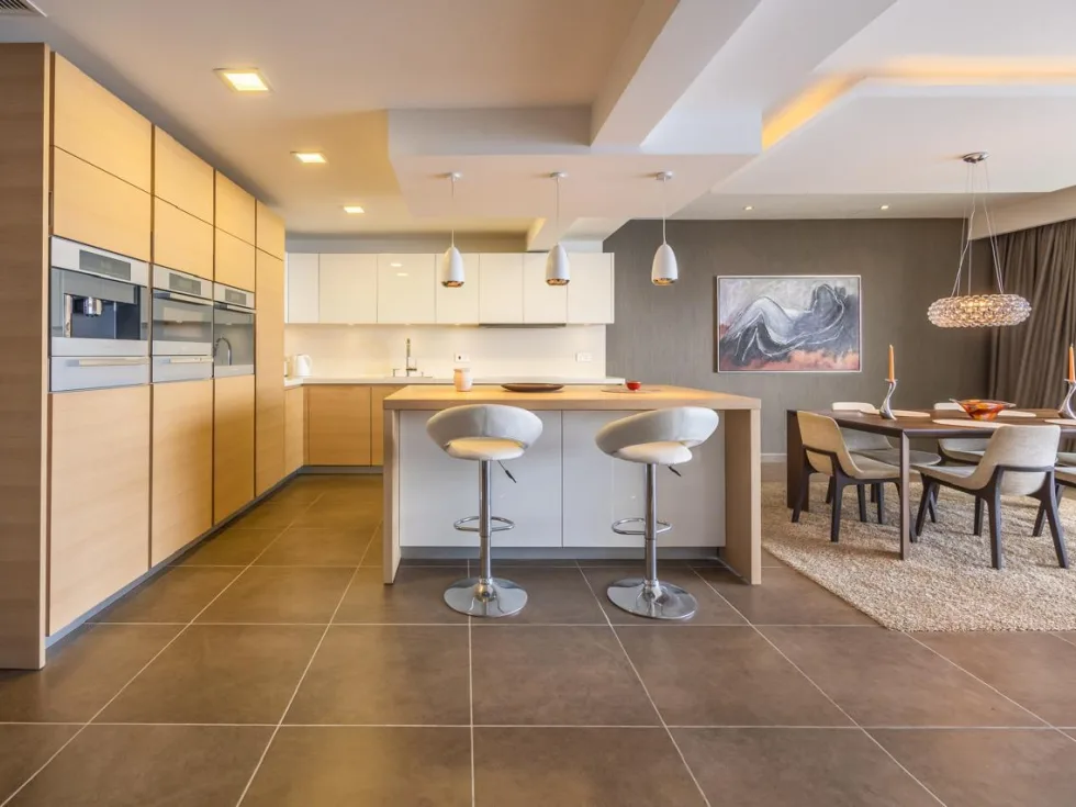 3 bed Apartment For Rent in Sliema, Sliema - thumb 8