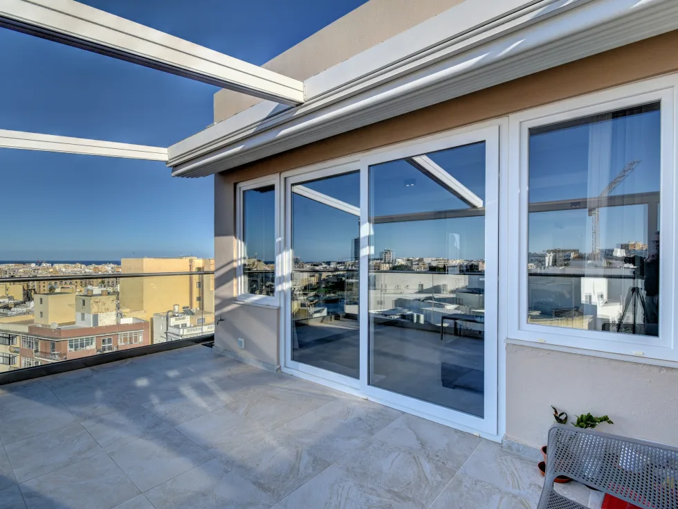 2 bed Penthouse For Sale in St Julian's, St Julian's - thumb 2