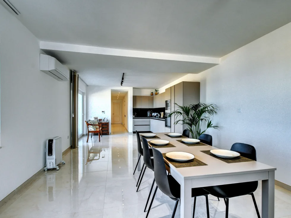 2 bed Penthouse For Sale in St Julian's, St Julian's - thumb 6