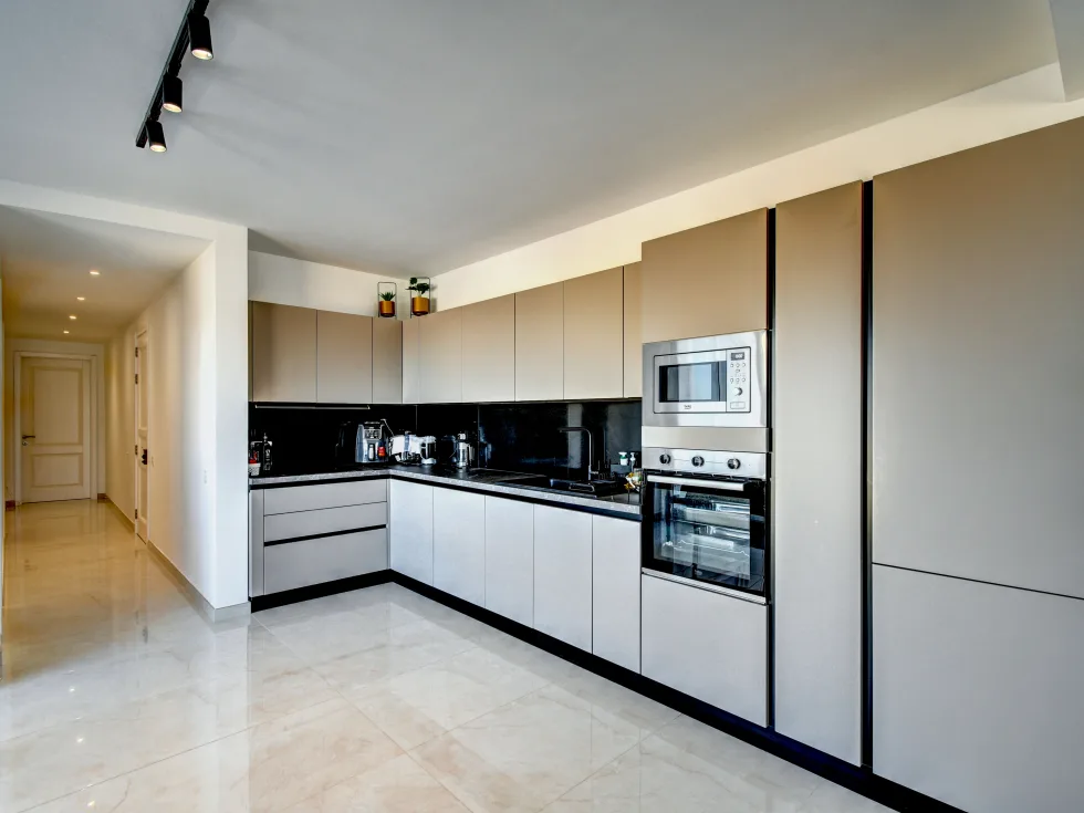 2 bed Penthouse For Sale in St Julian's, St Julian's - thumb 7