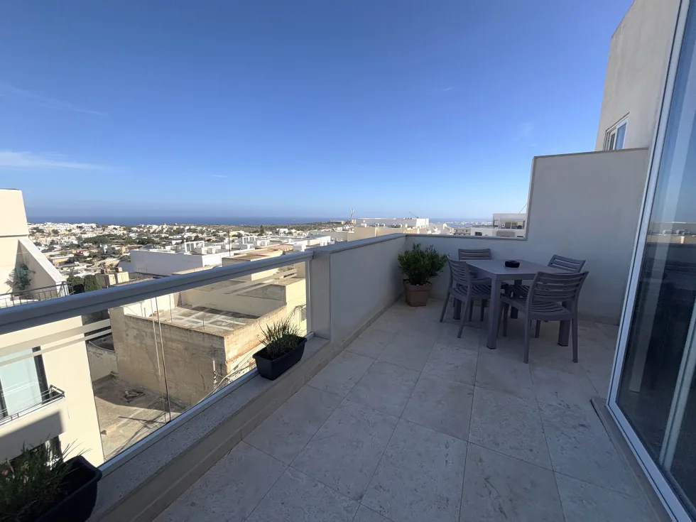 2 bed Penthouse For Rent in Mellieha, Mellieha - thumb 4