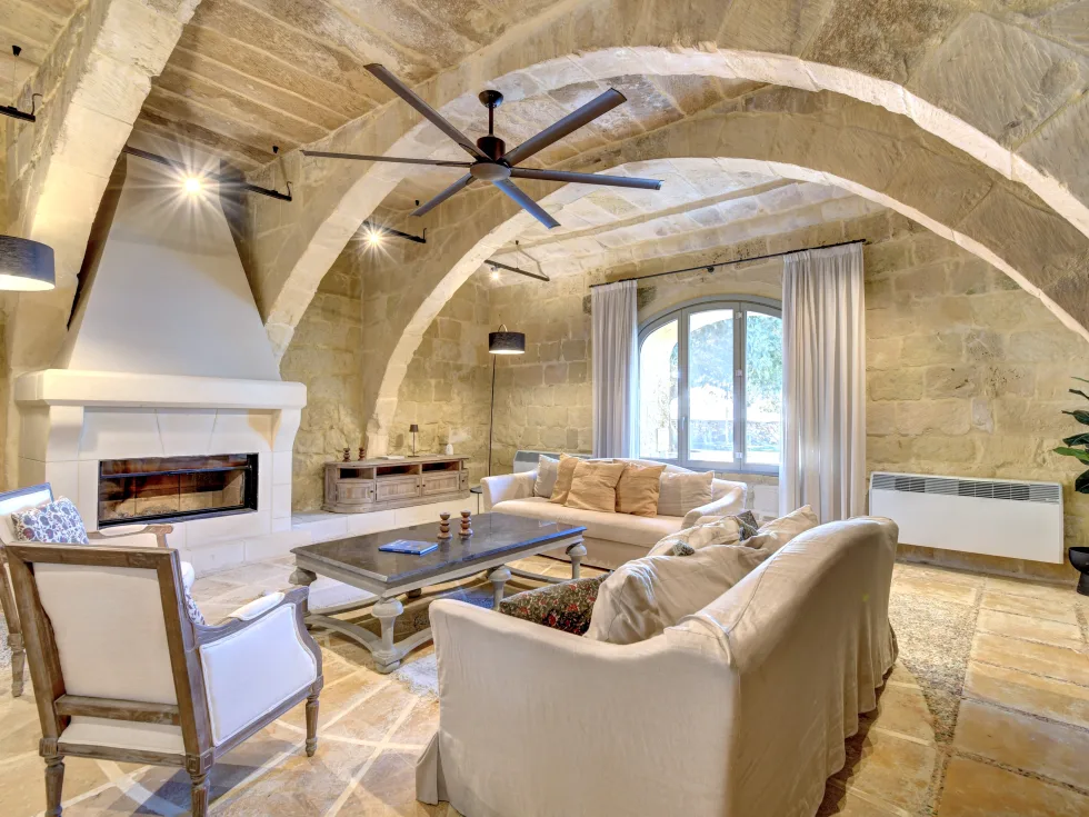 5 bed Farmhouse For Sale in San Lawrenz, San Lawrenz - thumb 10