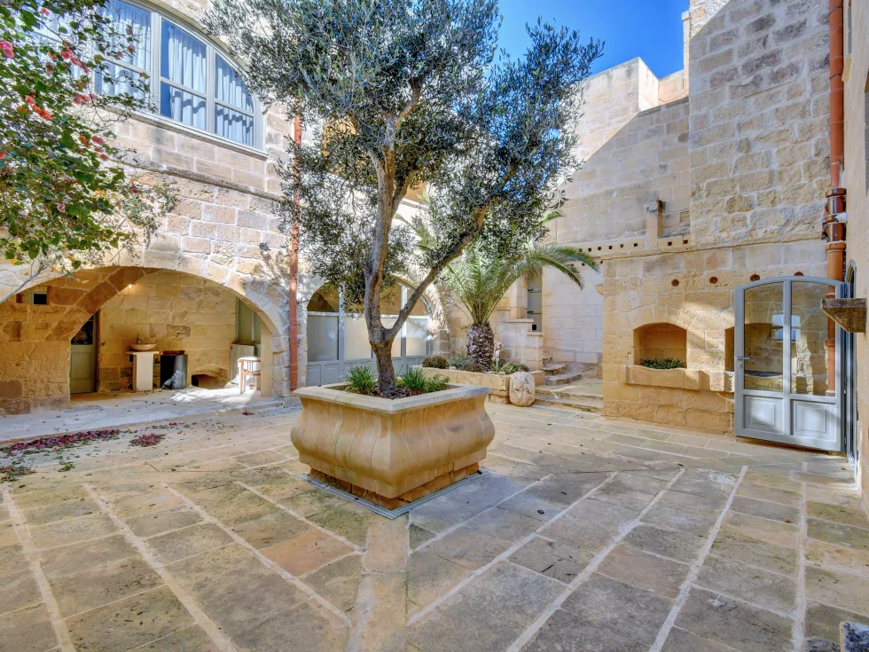 5 bed Farmhouse For Sale in San Lawrenz, San Lawrenz - thumb 28