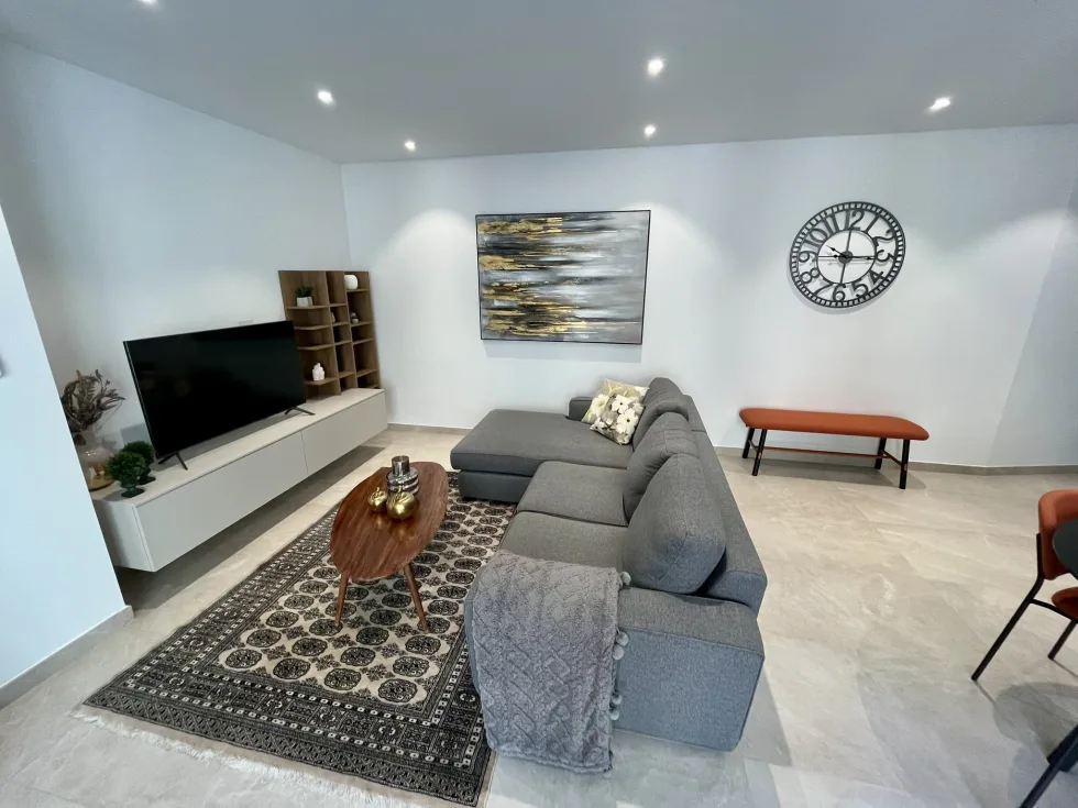 2 bed Apartment For Rent in St Julian's, St Julian's - thumb 2