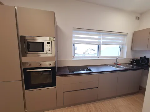 1 bed Penthouse For Rent in St Julian's, St Julian's - thumb 4