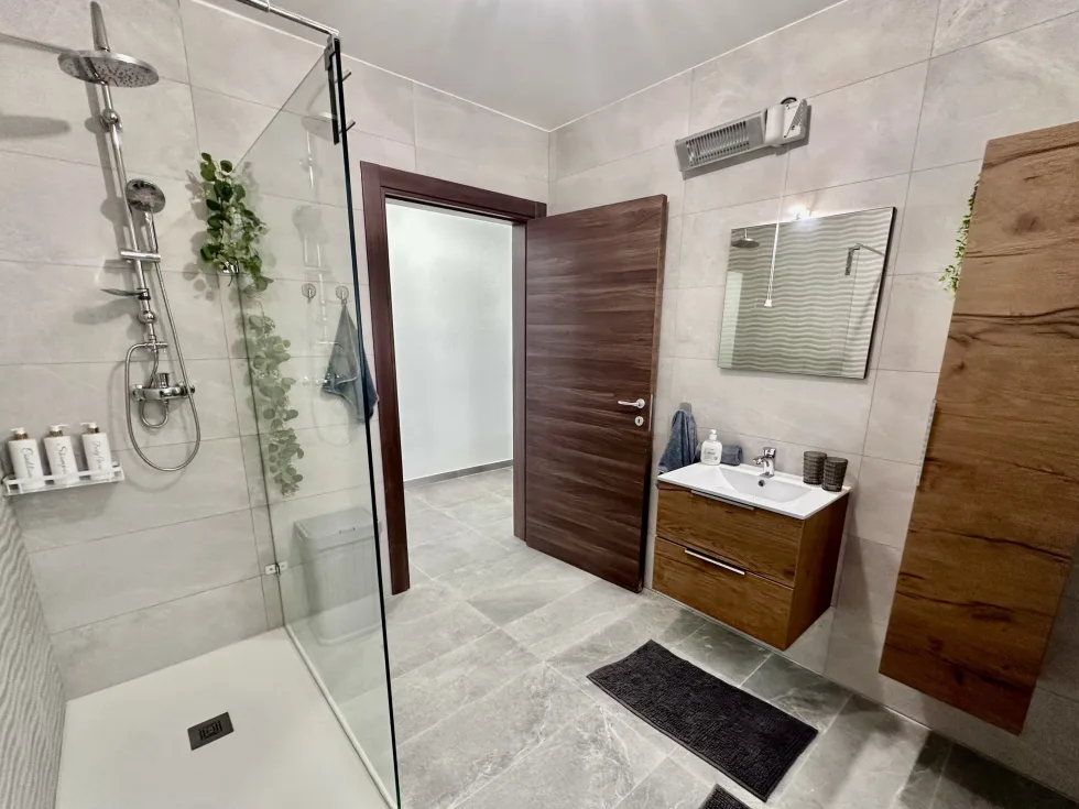 3 bed Apartment For Rent in Marsaxlokk, Marsaxlokk - thumb 13