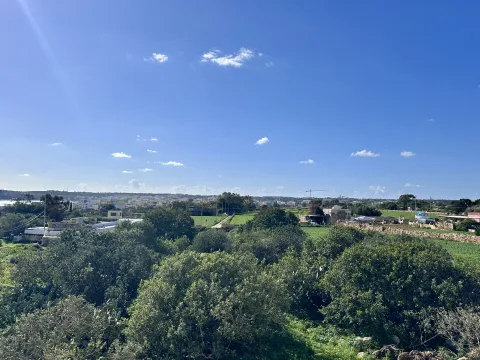 3 bed Apartment For Rent in Marsaxlokk, Marsaxlokk - thumb 2