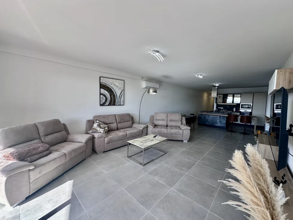 3 bed Apartment For Rent in Marsaxlokk, Marsaxlokk - thumb 4