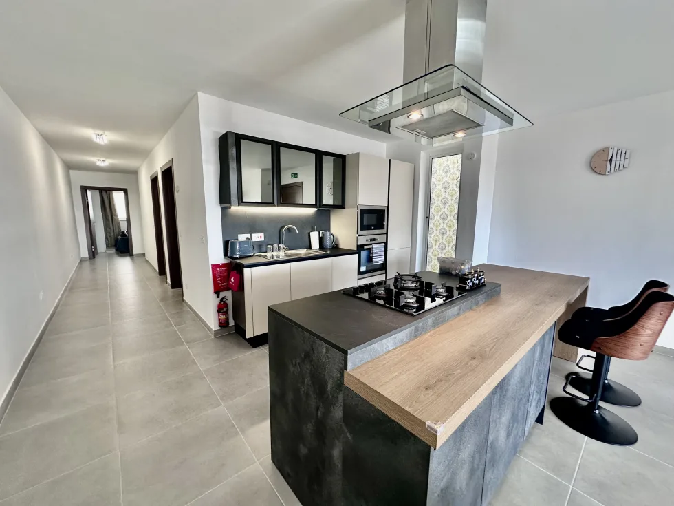 3 bed Apartment For Rent in Marsaxlokk, Marsaxlokk - thumb 7