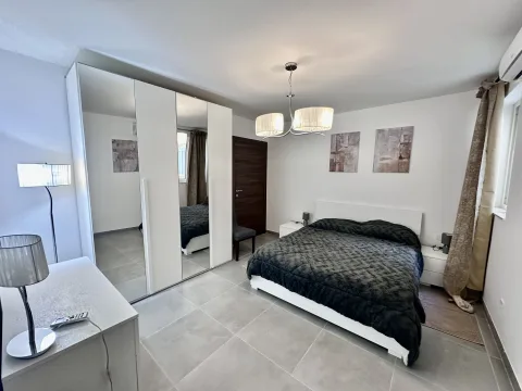 3 bed Apartment For Rent in Marsaxlokk, Marsaxlokk - thumb 9