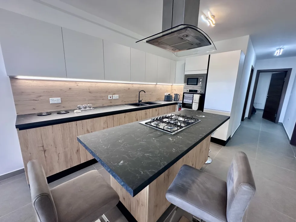 2 bed Maisonette For Rent in Marsaxlokk, Marsaxlokk - thumb 5