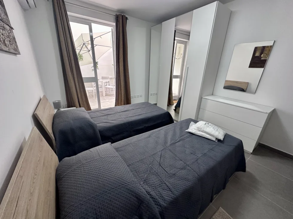 2 bed Maisonette For Rent in Marsaxlokk, Marsaxlokk - thumb 8