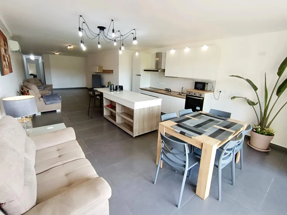 3 bed Apartment For Rent in Marsaxlokk, Marsaxlokk - thumb 1