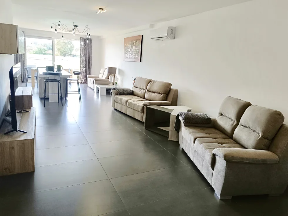 3 bed Apartment For Rent in Marsaxlokk, Marsaxlokk - thumb 6