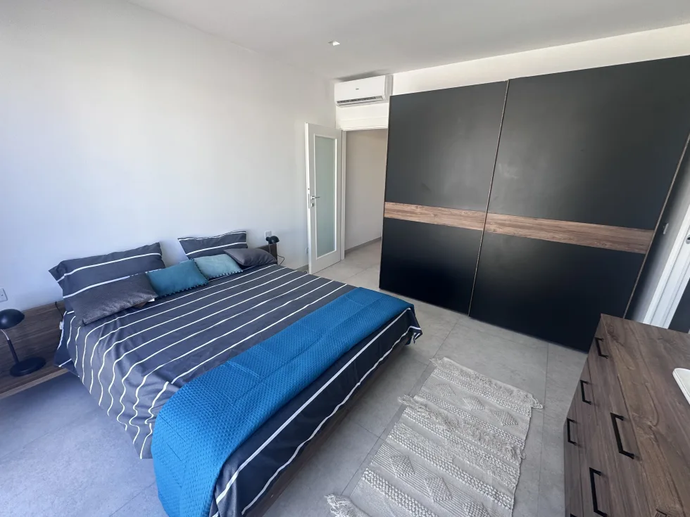 2 bed Penthouse For Rent in Sliema, Sliema - thumb 9