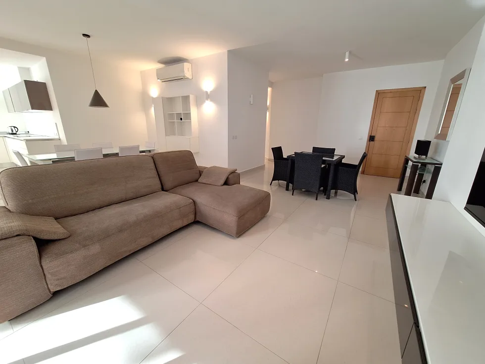 3 bed Apartment For Rent in Sliema, Sliema - thumb 1