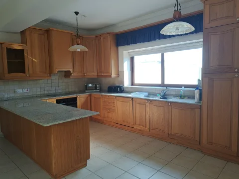 3 bed Terraced House For Rent in San Gwann, San Gwann - thumb 5
