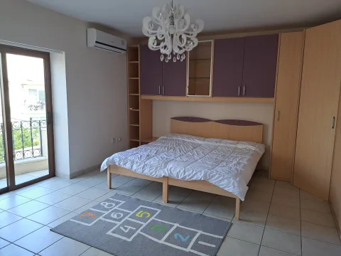 3 bed Terraced House For Rent in San Gwann, San Gwann - thumb 9