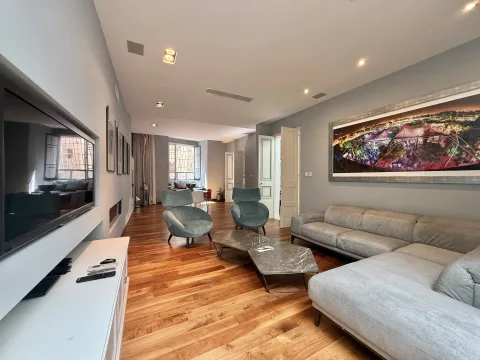 4 bed Town House For Rent in Sliema, Sliema - thumb 1