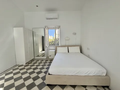 4 bed Town House For Rent in Sliema, Sliema - thumb 11