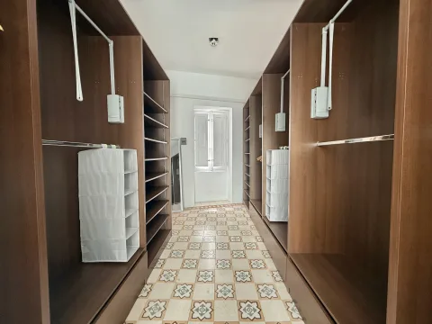 4 bed Town House For Rent in Sliema, Sliema - thumb 9