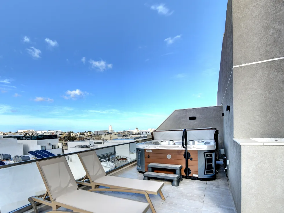2 bed Penthouse For Sale in San Gwann, San Gwann - thumb 2
