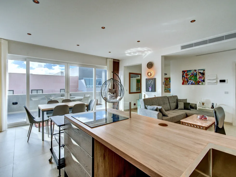 2 bed Penthouse For Sale in San Gwann, San Gwann - thumb 4