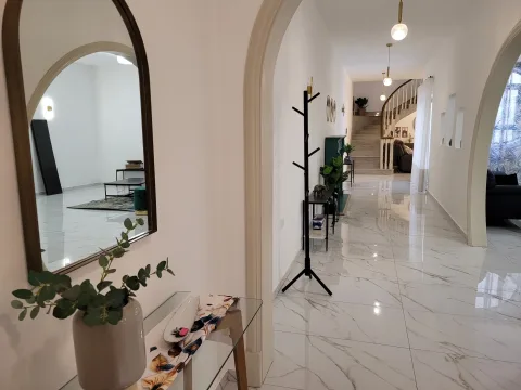 4 bed Terraced House For Rent in Attard, Attard - thumb 7