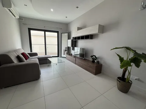 2 bed Apartment For Rent in St Julian's, St Julian's - thumb 2