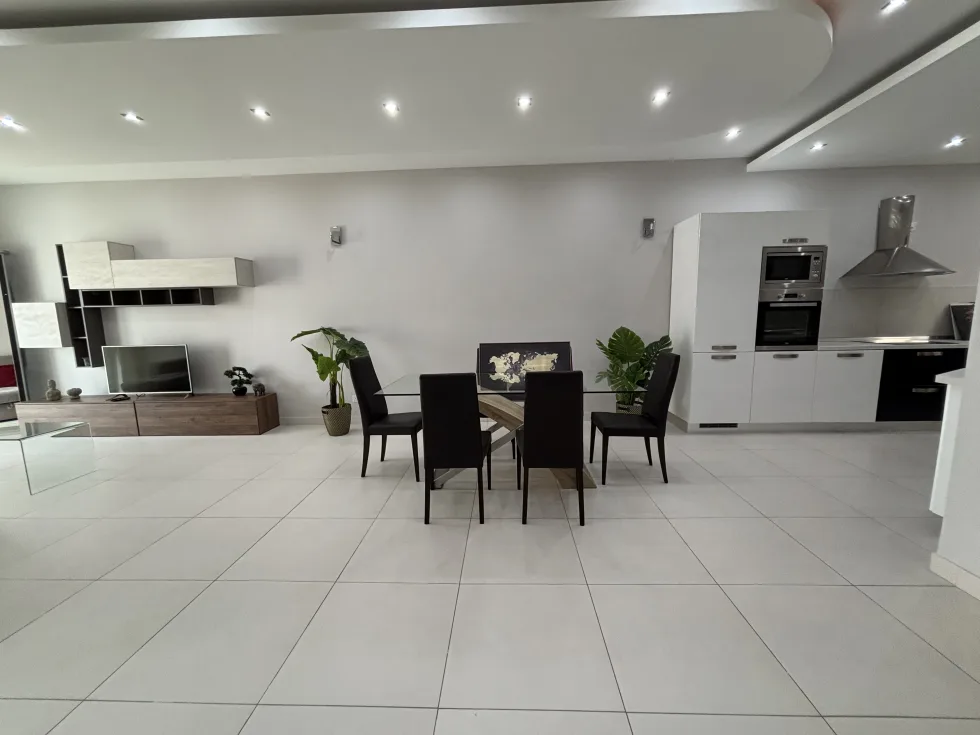 2 bed Apartment For Rent in St Julian's, St Julian's - thumb 3