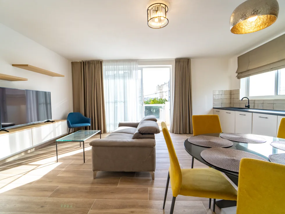 2 bed Apartment For Rent in Swieqi, Swieqi - thumb 2