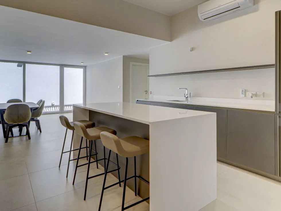 6 bed Villa For Rent in Bahar ic-Caghaq, Bahar ic-Caghaq - thumb 12