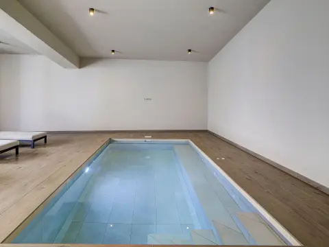 6 bed Villa For Rent in Bahar ic-Caghaq, Bahar ic-Caghaq - thumb 17