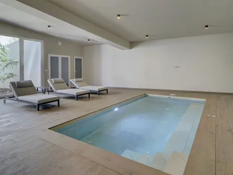 6 bed Villa For Rent in Bahar ic-Caghaq, Bahar ic-Caghaq - thumb 19
