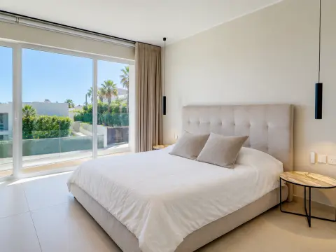 6 bed Villa For Rent in Bahar ic-Caghaq, Bahar ic-Caghaq - thumb 21