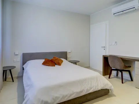 6 bed Villa For Rent in Bahar ic-Caghaq, Bahar ic-Caghaq - thumb 26
