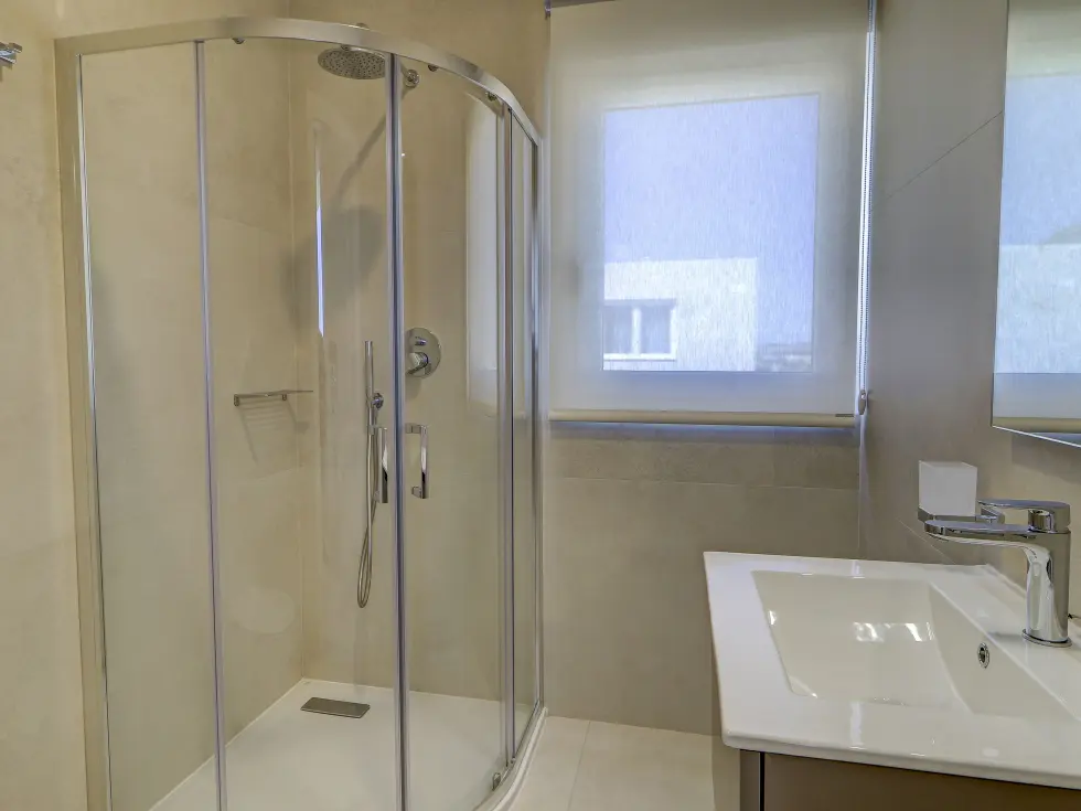 6 bed Villa For Rent in Bahar ic-Caghaq, Bahar ic-Caghaq - thumb 27