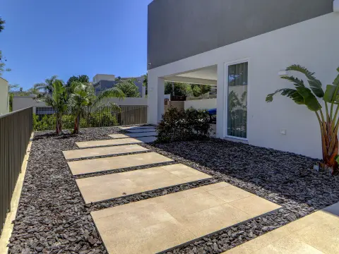 6 bed Villa For Rent in Bahar ic-Caghaq, Bahar ic-Caghaq - thumb 29