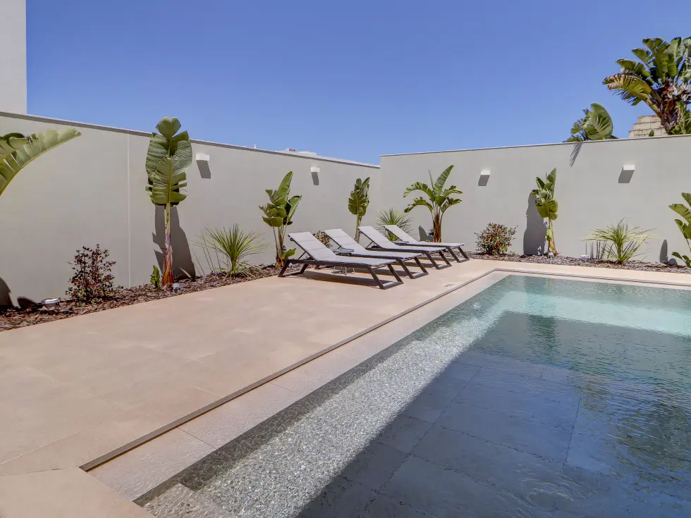 6 bed Villa For Rent in Bahar ic-Caghaq, Bahar ic-Caghaq - thumb 4