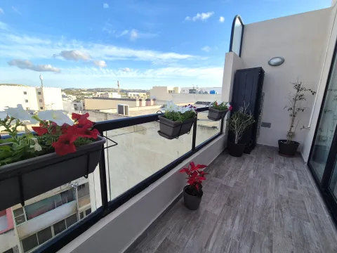 3 bed Penthouse For Rent in Qawra, Qawra - thumb 14