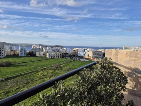 3 bed Penthouse For Rent in Qawra, Qawra - thumb 2