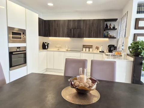 3 bed Penthouse For Rent in Qawra, Qawra - thumb 6