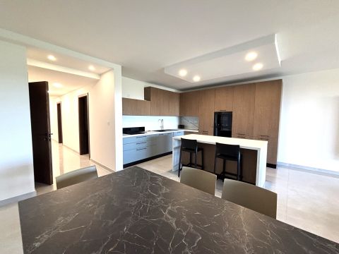 3 bed Apartment For Rent in Mosta, Mosta - thumb 5